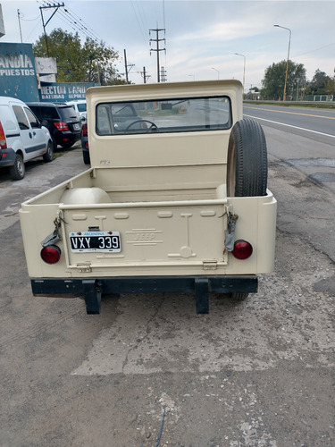 Imagen 4 de 14 de Jeep Ika