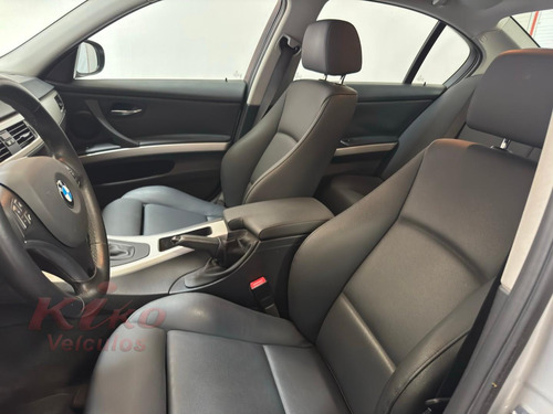 BMW 320 320i AT