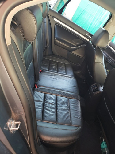 Volkswagen Vento 2.0 T Fsi Sportline Dsg 2010