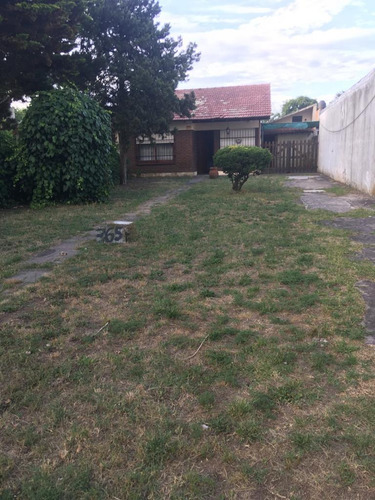 Imagen 3 de 14 de Chalet Para 6 Marde Ajo Parque Parrilla Barrio Residencial