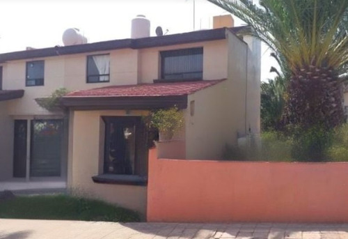 Casa En Venta C. Platón 2 La Joya Ecatepec De Morelos, Méx/ Recuperacion Bancaria Laab2
