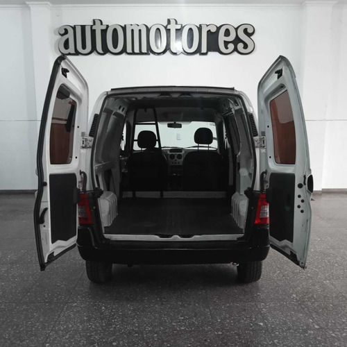 Imagen 9 de 18 de Citroën Berlingo 2015 1.6 Hdi 92 Bussines