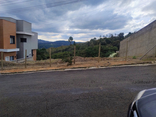 Terreno Condomínio Orypaba