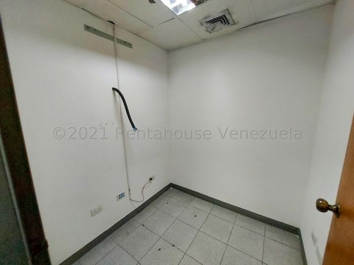 Imagen 11 de 14 de Oficina En Alquiler Campo Alegre 22-11467 Renta House Los Samanes