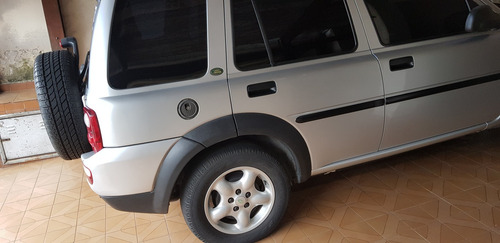 Vendo Land Rover Freelander - 2.5 Se 4x4 V6 24v Gasolina 4p
