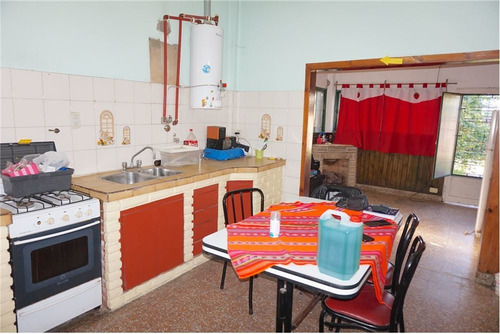 Imagen 22 de 27 de Venta La Tablada Casa 7 Amb Garage Jardin