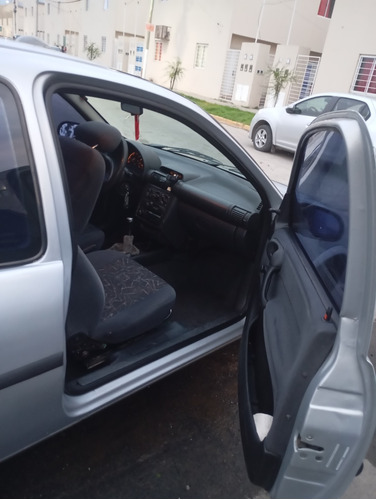 Chevrolet Corsa 1.7 D Gl Aa Dh Sw