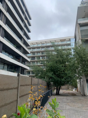 Exclusivo Edificio Corporativo De Uso Mixto En Estoril