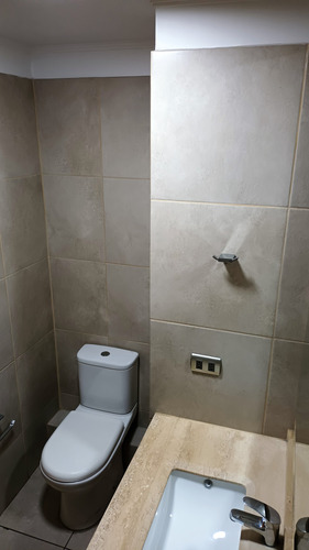 Oportunidad San Miguel 2 Dorm, 2 Baños, Estacionamiento
