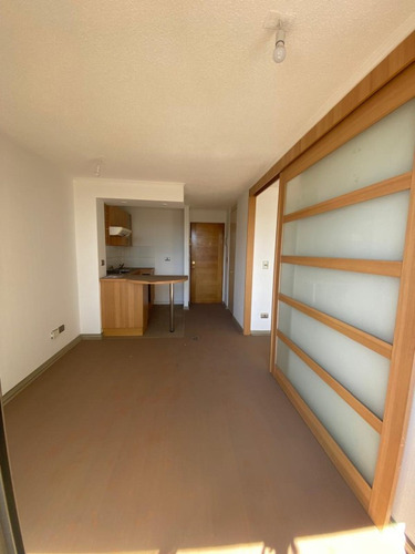 En Venta 1d+1b Amplio Dpto. Av.portugal/sta. Isabel