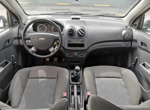Imagen 9 de 13 de Chevrolet Aveo 2017 1.6 Lt Bolsas De Aire Y Abs Mt (5337)