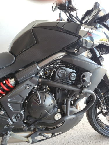 Imagen 3 de 15 de Versys 650 2014 Rodada 16 Excelente Recibo Inferior Tuamoto