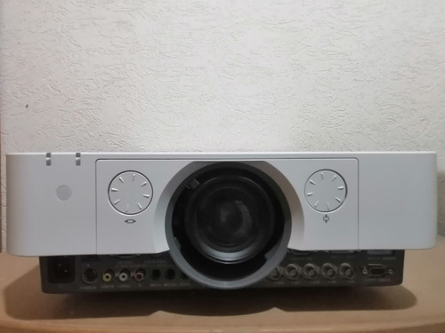 Proyector Sony Vpl-fhz55 4000 Lmns Diodo Láser 