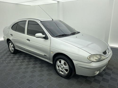 Imagen 13 de 25 de Renault Megane