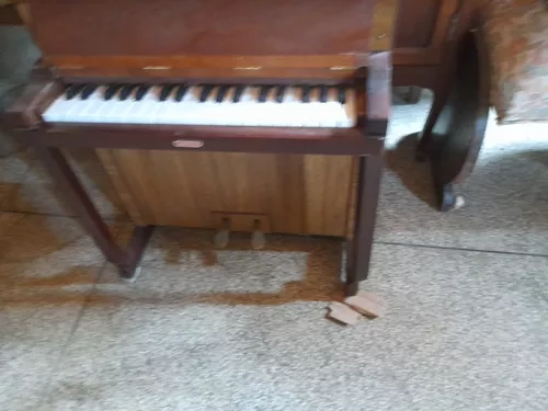 Piano Antigo Infantil Da Estrela