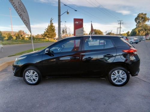 Imagen 8 de 14 de Toyota Yaris 2018 1.5 5p S At Cvt