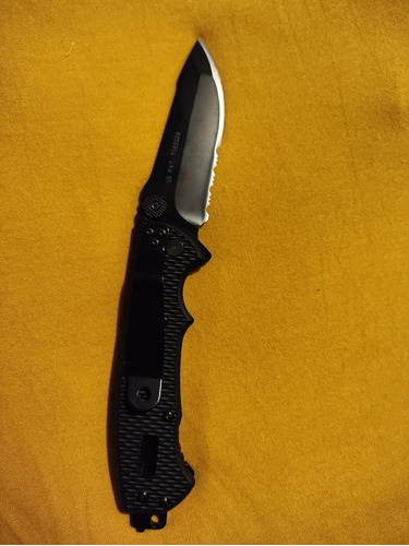 Navaja Plegable Gerber Hinderer Cls (combat Life Saver)