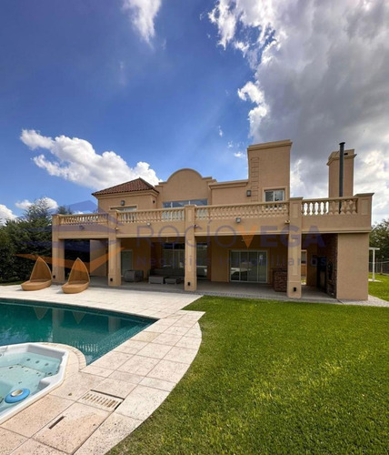 Casa En Venta En La Concepción Luján Zona Oeste