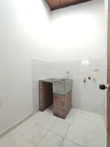 Apartamento En Arriendo En Popular. Cod A24376