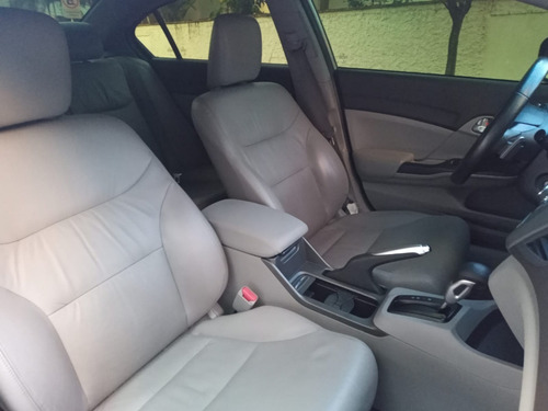 Imagem 9 de 16 de Honda Civic 2014