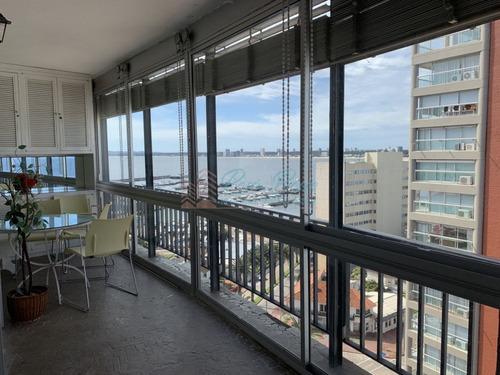 Imagen 21 de 23 de Punta Del Este-2 Dormitorio-vista Al Puerto- Edificio Lafayette