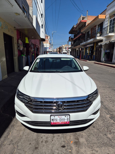 Volkswagen Jetta 1.4 T Tredline MT
