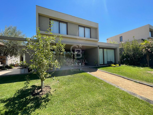 Condominio Terrazas De Chicureo I Mediterránea I Colegios