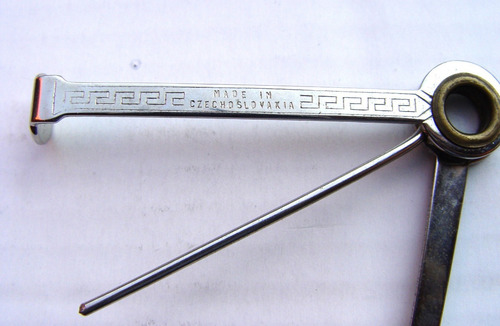Antiguo Retacador Vintach Made In Czechoslovakia (Usado)