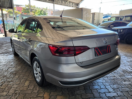 Volkswagen Virtus 1.6 MSI TOTAL FLEX AUTOMÁTICO