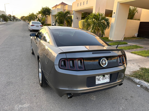 Ford Mustang 3.8 Coupe Lujo V6 Mt