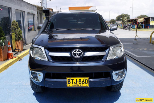 Imagen 2 de 25 de Toyota Hilux Doble Cabina