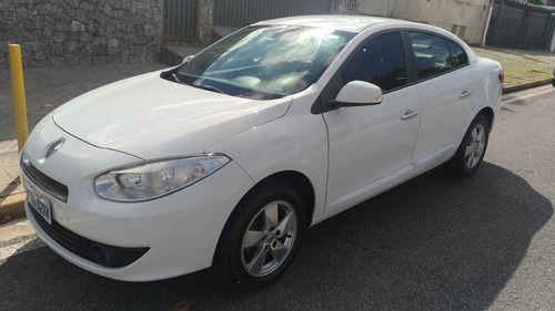 Renault Fluence 2014 2.0 Dynamique Hi-flex 4p