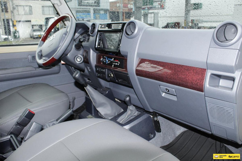 Toyota Land Cruiser Lx