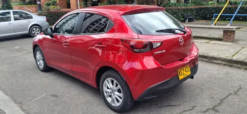 Mazda 2 TOURING AT 1.5