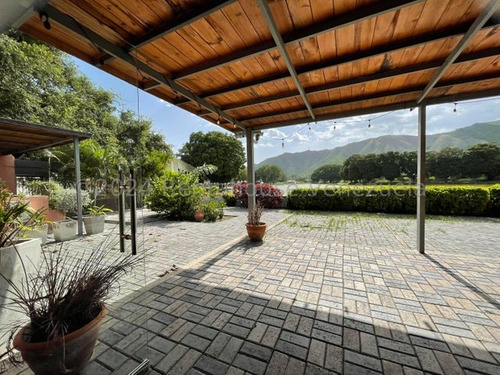 Gran Fondo De Comercio En Venta Ubicado En El Circulo Militar Las Delicias Db 24-28841