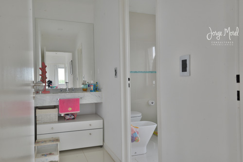 Casa Laguna #200-300 - San Sebastian - Area 5 - 240m2 #id 1047