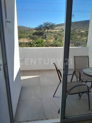 Casa En Venta En Campo De Golf, El Encino, Huimilpan Queretaro