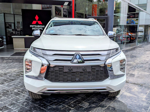 Mitsubishi Montero 2023