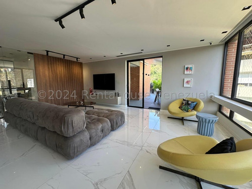 Se Vende Apartamento En Lomas De La Alameda Mls #24-16786