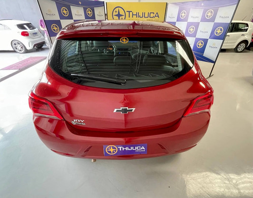 Imagem 5 de 10 de Chevrolet Onix 1.0 Mpfi Joy 8v Flex 4p Manual