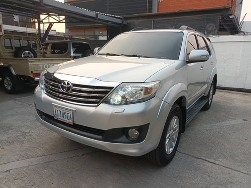 Toyota Fortuner  4x4 