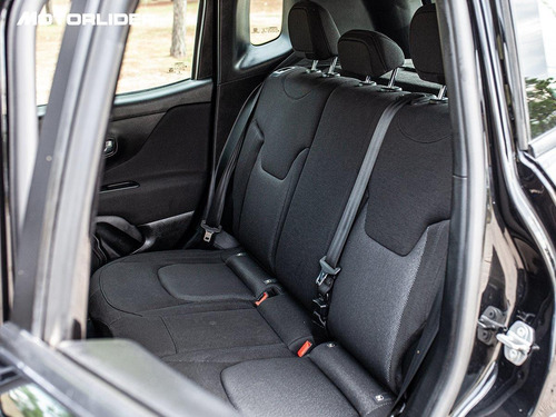 Imagen 13 de 25 de Jeep Renegade Sport 1.8 At | Permuta / Financia