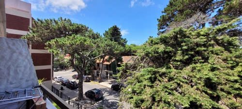 Imagen 12 de 30 de Venta Hermoso Departamento Luminoso Con Cochera Balcón Al Frente