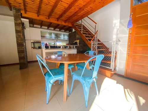 Imagen 5 de 14 de Venta De Impecable Casa, En Malibu Canning