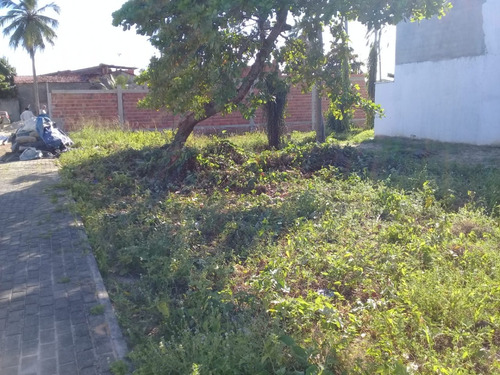 Vendo Um Exselente Terreno Em Um Condominio Fechado, Ótimo Para Residencia