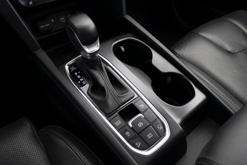 Hyundai Santa Fe Limited Tech 2.0 L