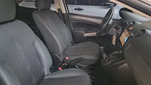 Mazda 2 15HM1C MT 1500CC 5P