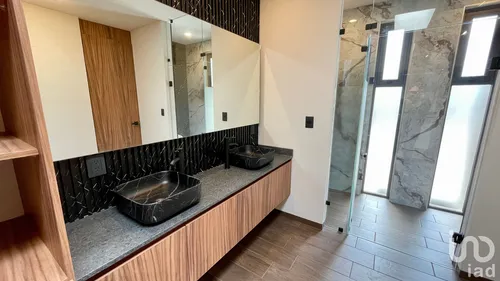 Venta Casa 4 Ambientes Los Olivos