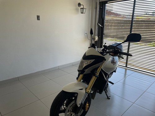 Motocicleta Cb 600 Cc