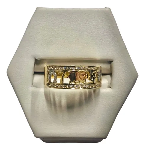 Anillo de la suerte de oro sale